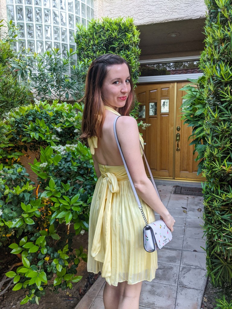 yellow-dress-bows-pleats-secondhand-thrifted