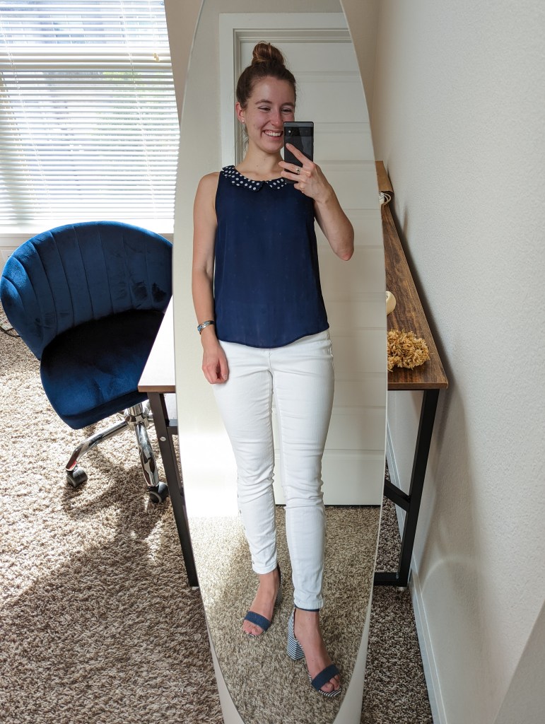 polka-dot-collar-blouse-white-jeans-striped-sandals
