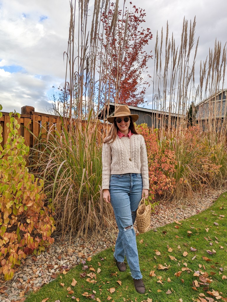 cropped-cableknit-sweater-straight-leg-jeans-straw-hat