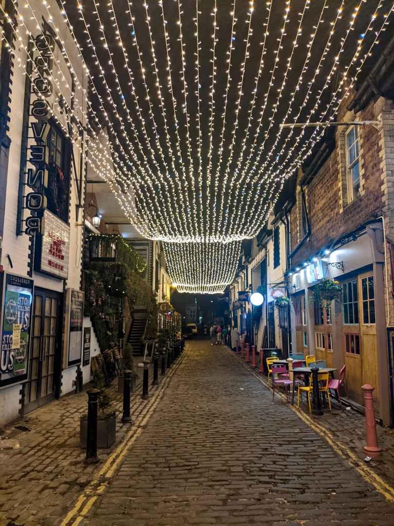 ashton-lane-glasgow-scotland-west-end-innis-and-gunn-pub-quiz