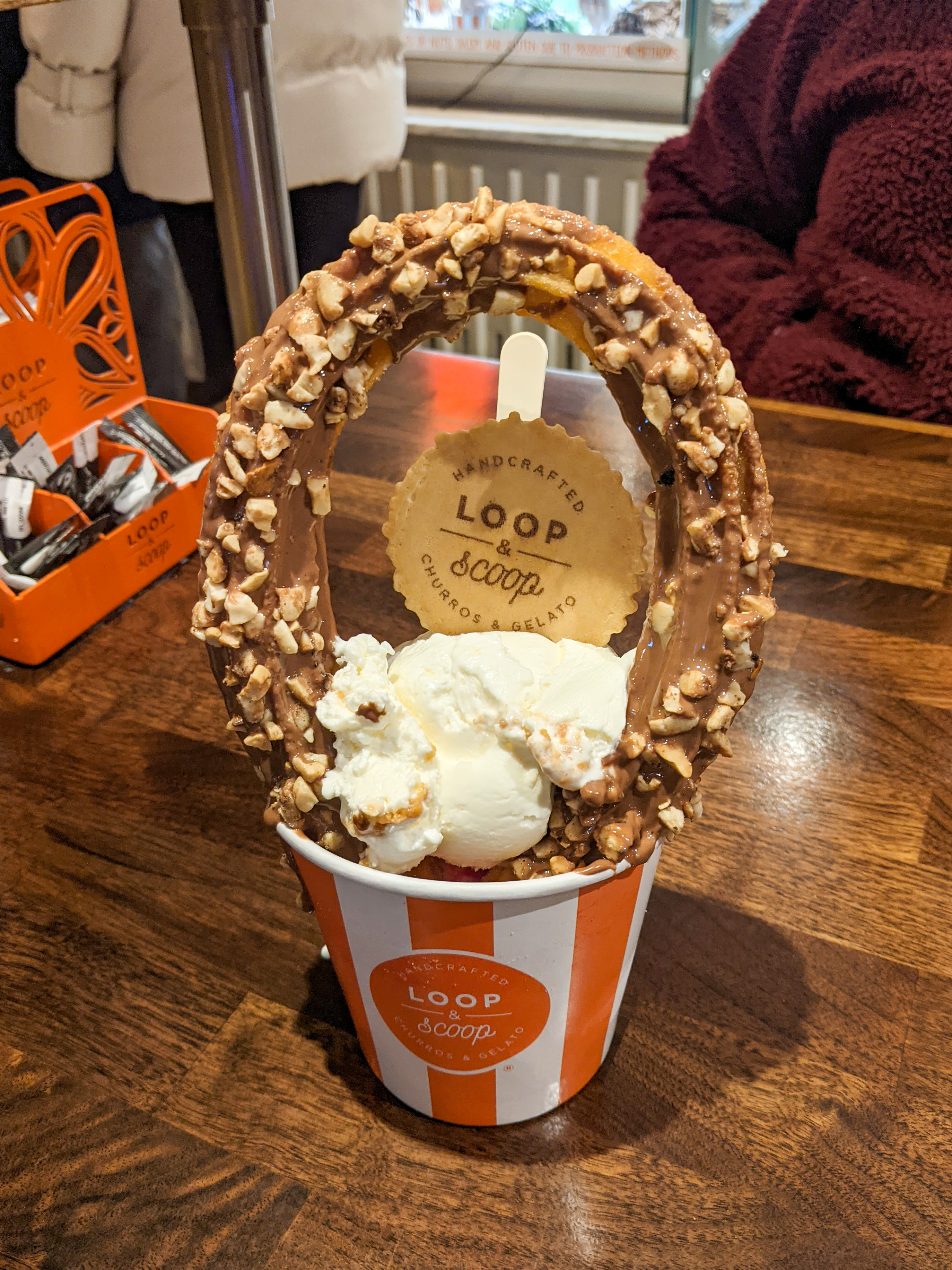 loop-and-scoop-glasgow-west-end-gelato-churros