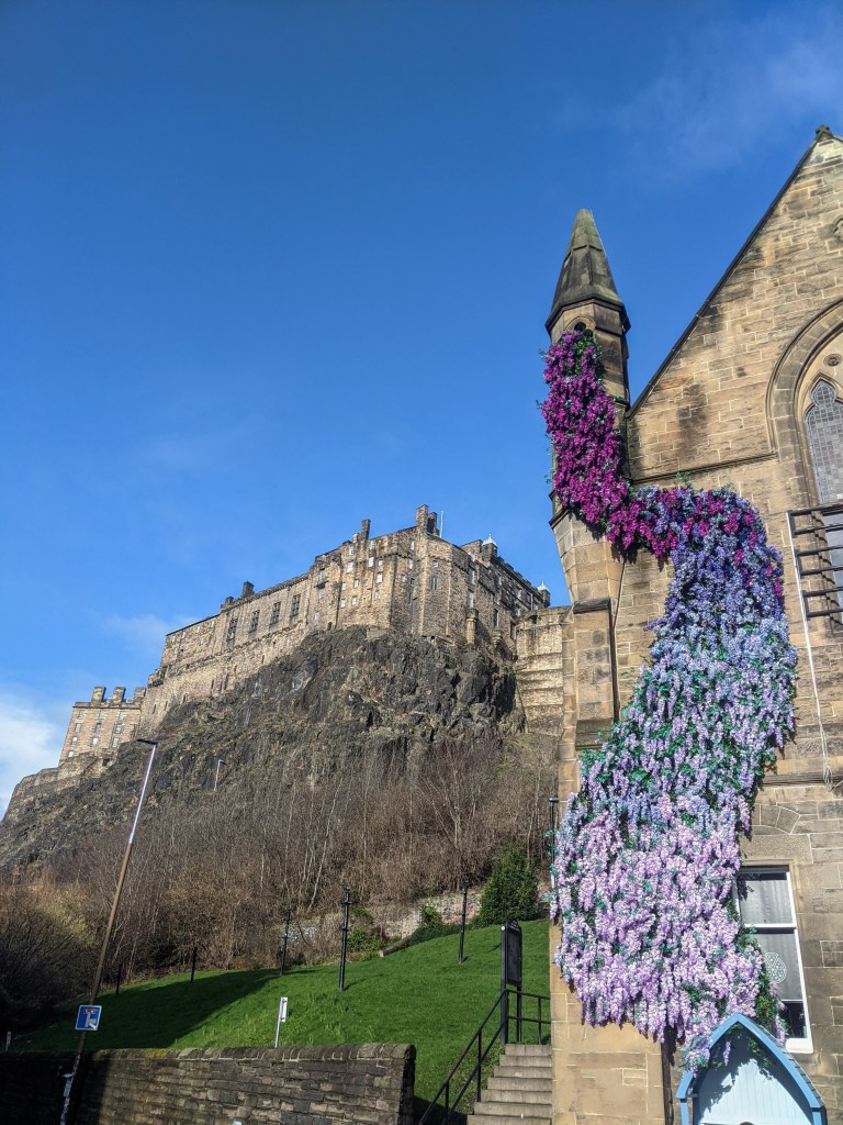 edinburgh-castle-scotland-travel-guide-castle-rock