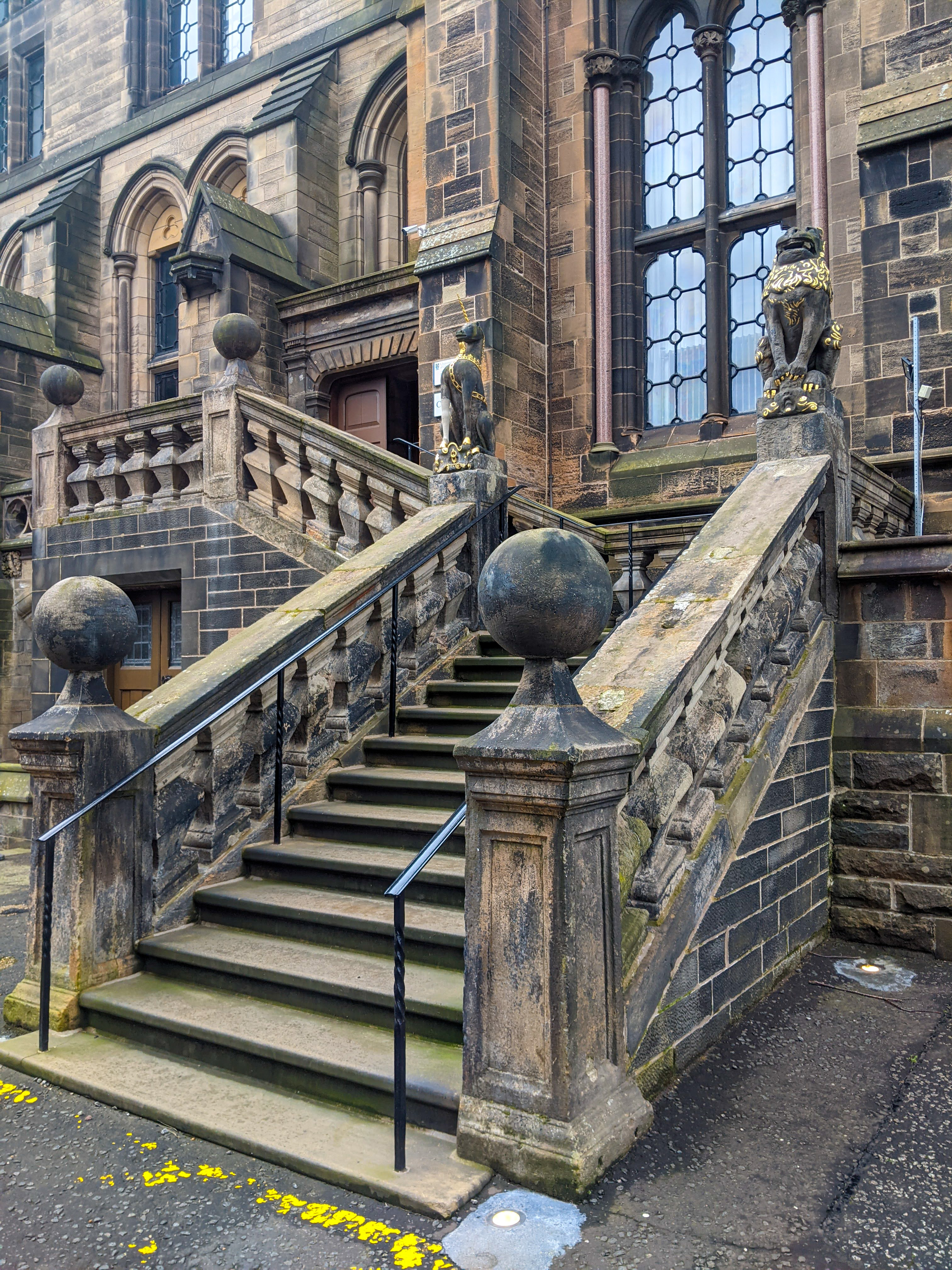 lion-and-unicorn-staircase-university-of-glasgow-scotland