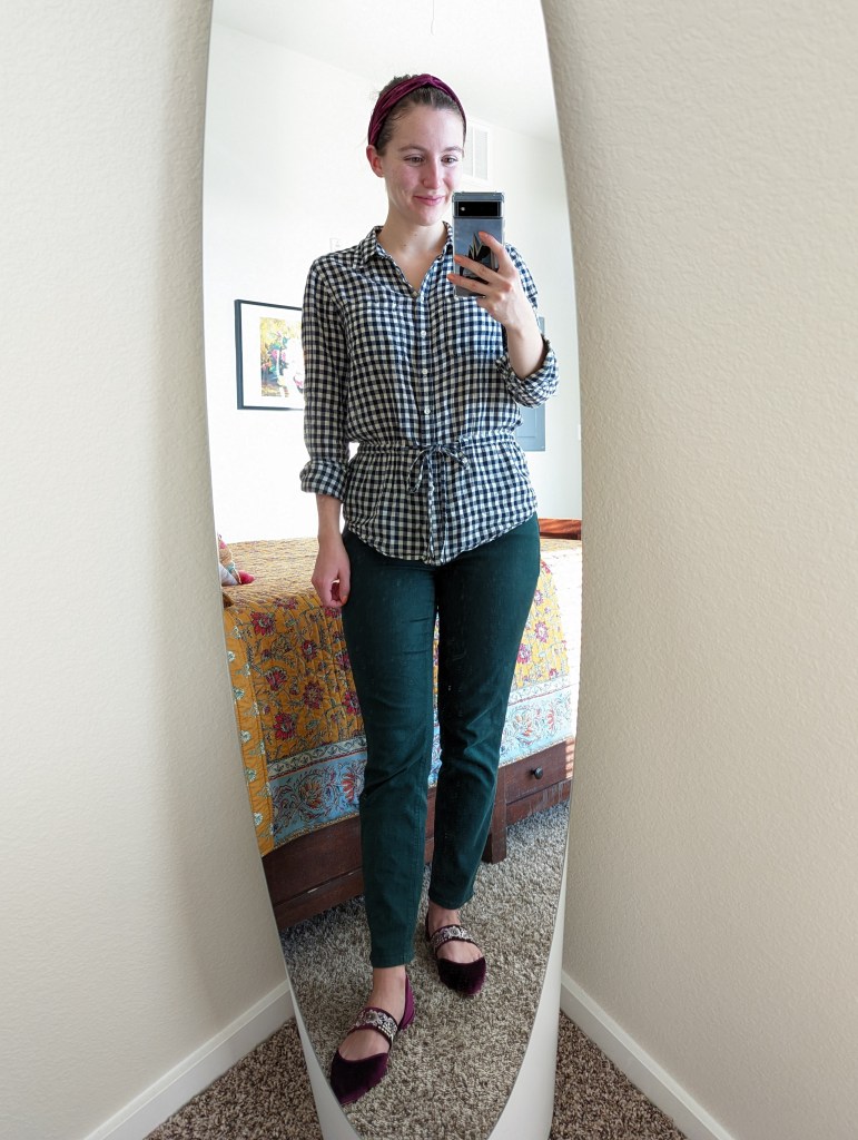 buffalo-check-shirt-flannel-green-pants-velvet-flats
