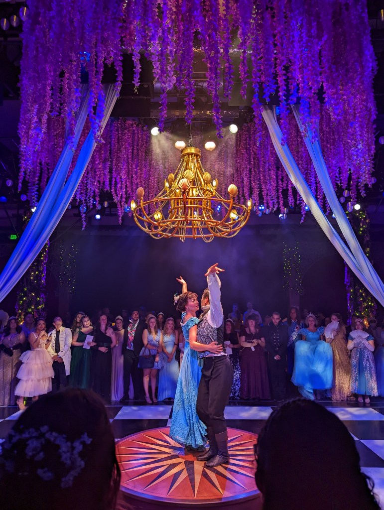 1800s-england-bridgerton-ball-what-to-wear-ballgown-babydoll-dresses