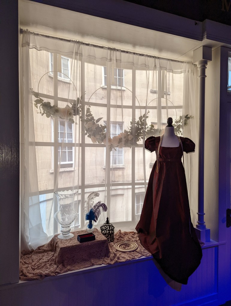 modiste-store-bridgerton-ball-lady-whistledown-gowns