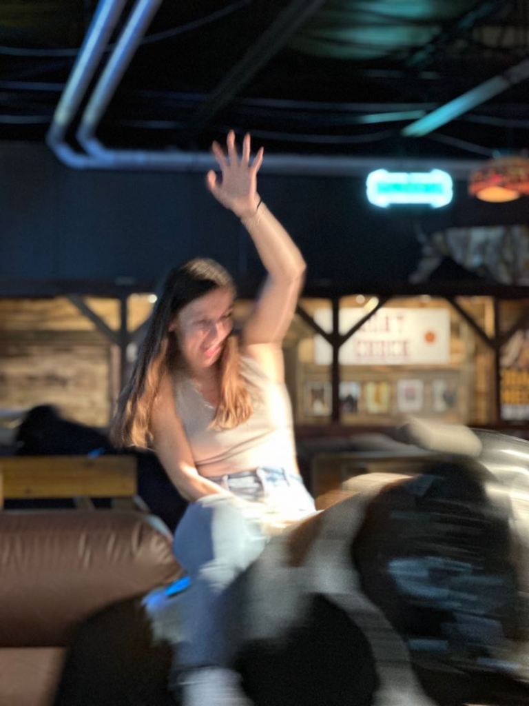 bull-riding-mechanical-bull-grizzly-rose-denver-blogger-country-bar