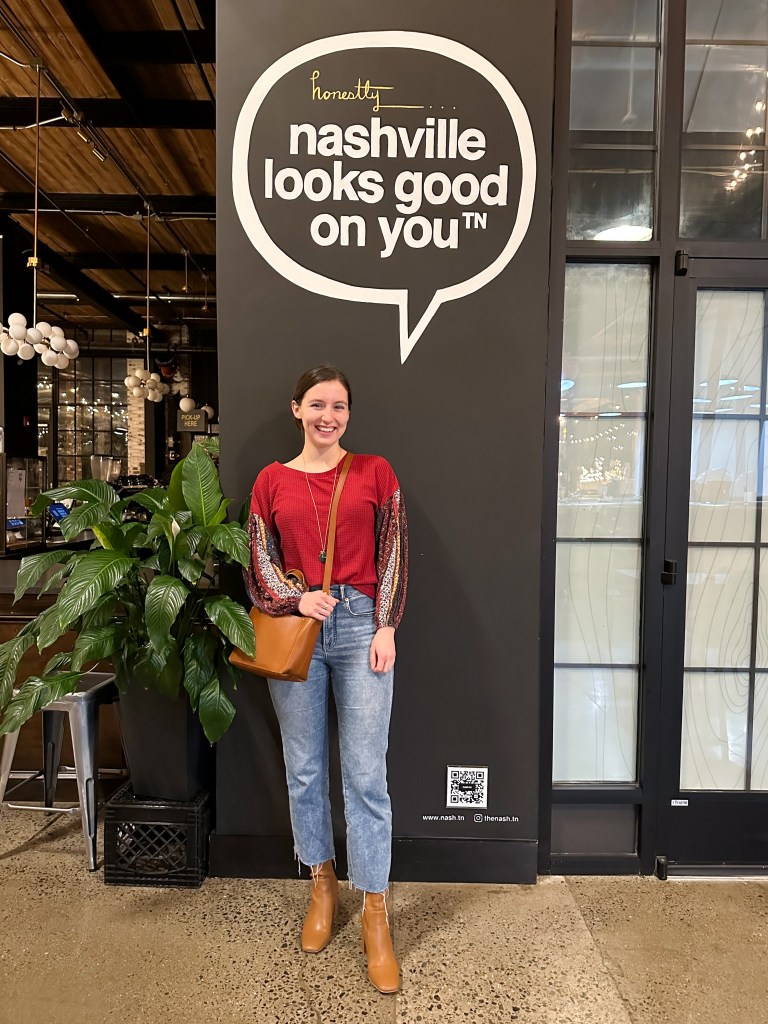 nashville-looks-good-on-you-cropped-flared-jeans-express