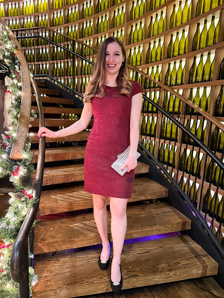 red-sparkly-dress-cocktail-attire-christmas-party-holiday-outfit-black-heels