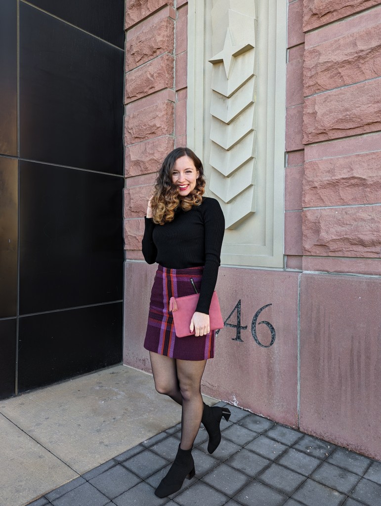 winter-outfit-date-night-sleep-curlers-black-booties-sheer-tights