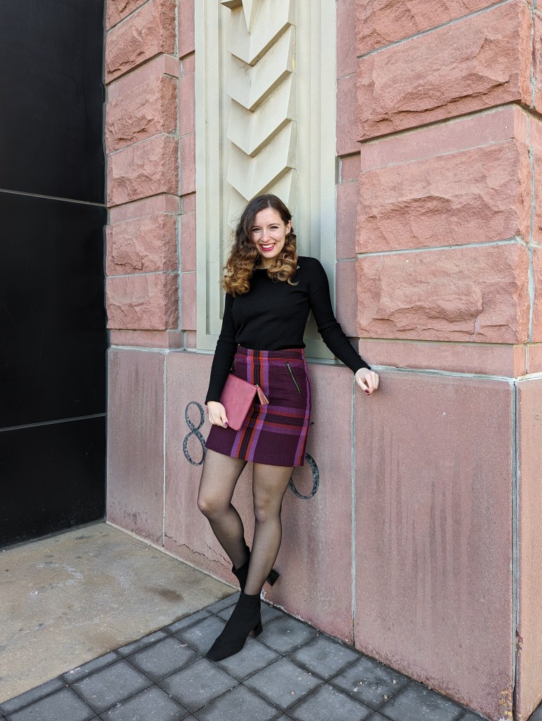 chic-winter-outfit-denver-fashion-blogger-sleep-curlers
