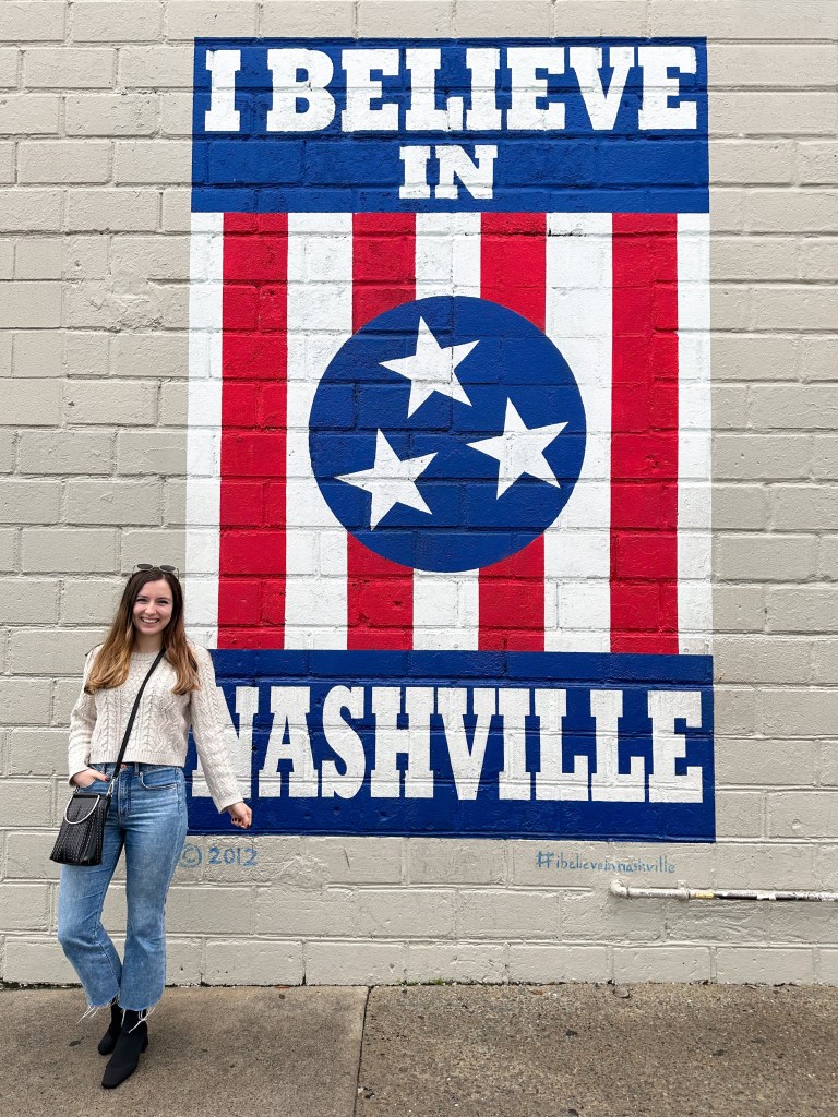 i-believe-in-nashville-mural-beige-sweater-cropped-flared-jeans