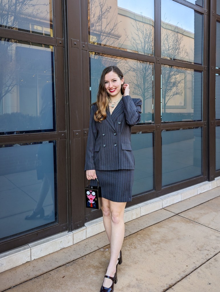 secondhand-fashion-pinstripes-grey-suit-power-suit