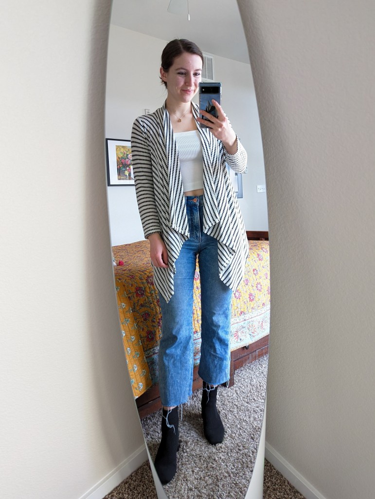 white-crop-top-bungee-tank-american-eagle-open-cardigan-cropped-flared-jeans-black-booties-vivaia