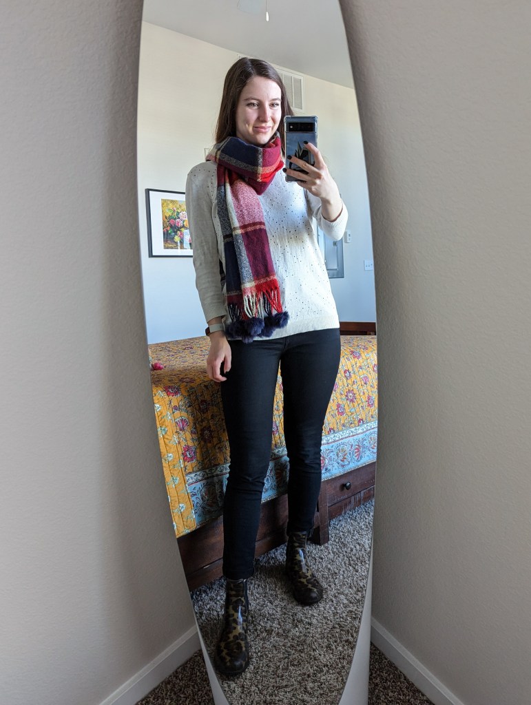 plaid-scarf-beige-sweater-black-skinny-jeans-leopard-boots