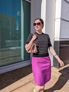 polka-dot-sweater-pink-skirt-work-outfit-vintage-handbag