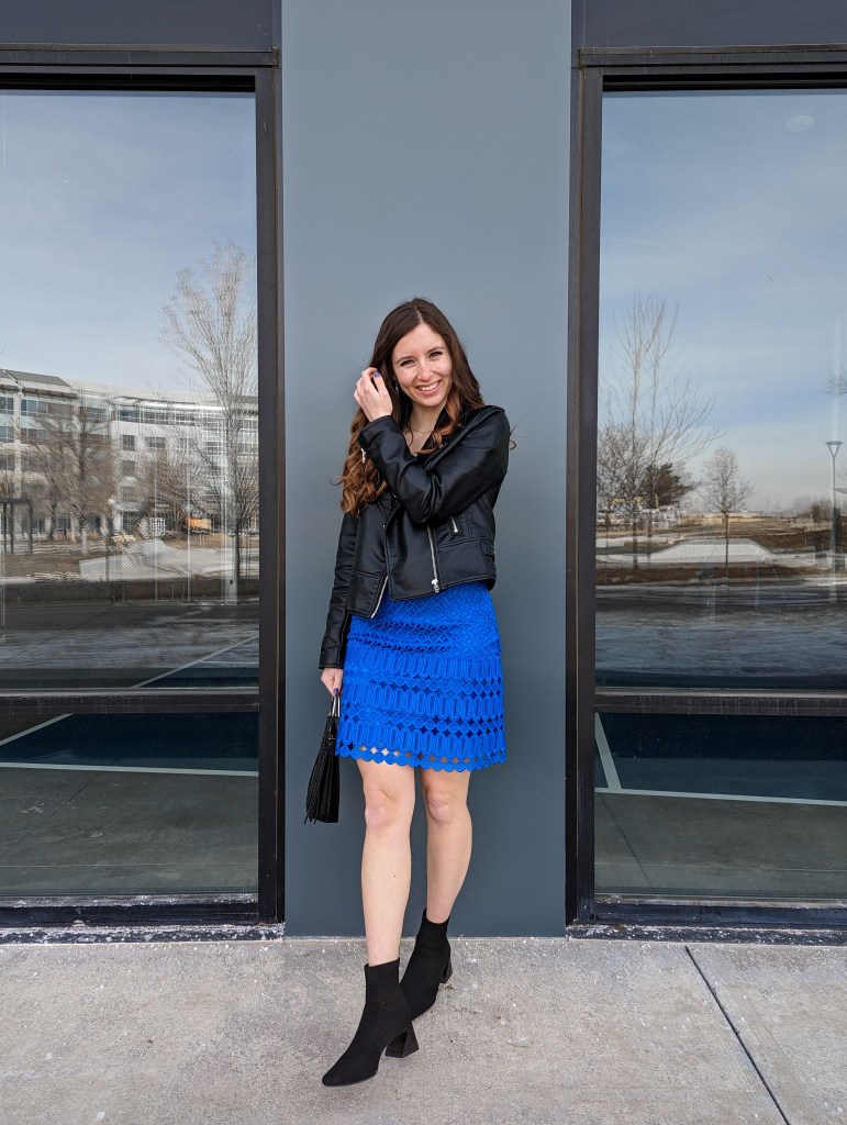 winter-date-night-outfit-black-booties-leather-jacket-fringe-purse