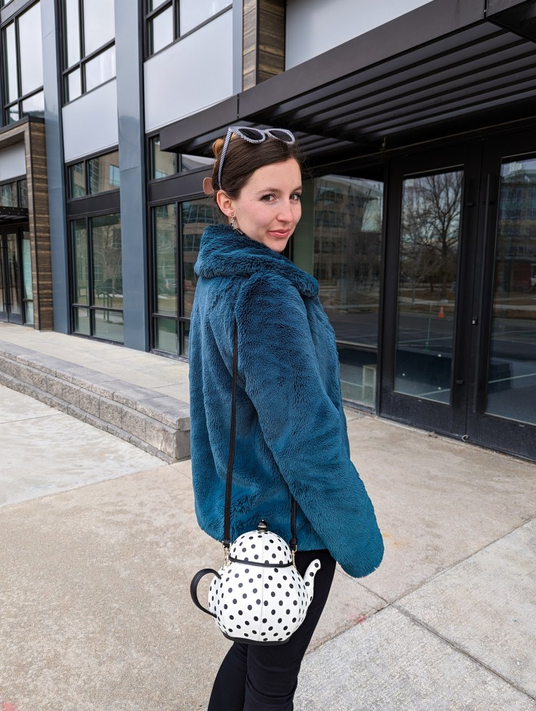 polka-dot-kate-spade-new-york-purse-teacup-teal-faux-fur-coat-striped-sunglasses