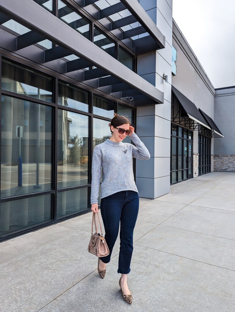 brown-tortoise-sunglasses-blue-sweater-cropped-flared-jeans-leopard-heels