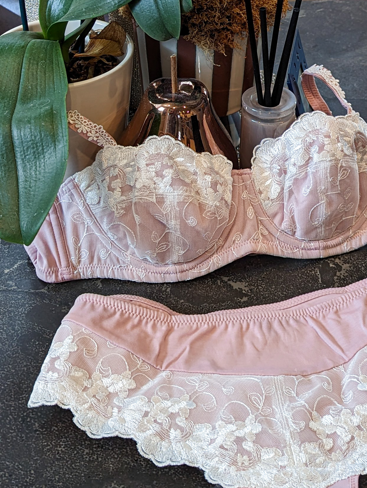 julie-may-lingerie-united-kingdom-pink-bra-lacey-underwear-juliemay-review