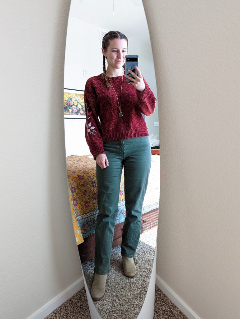 olive-green-pants-maroon-sweater-francescas