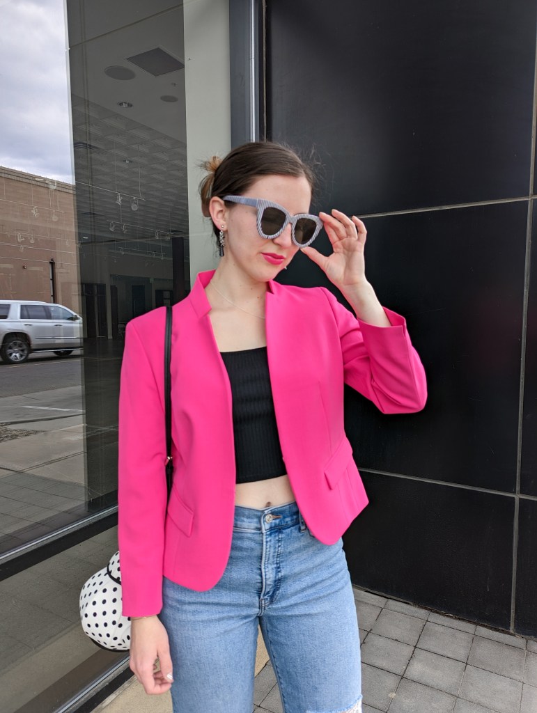 trendy-girl-pink-blazer-spring-outfit-striped-sunglasses-hot-pink-lipstick