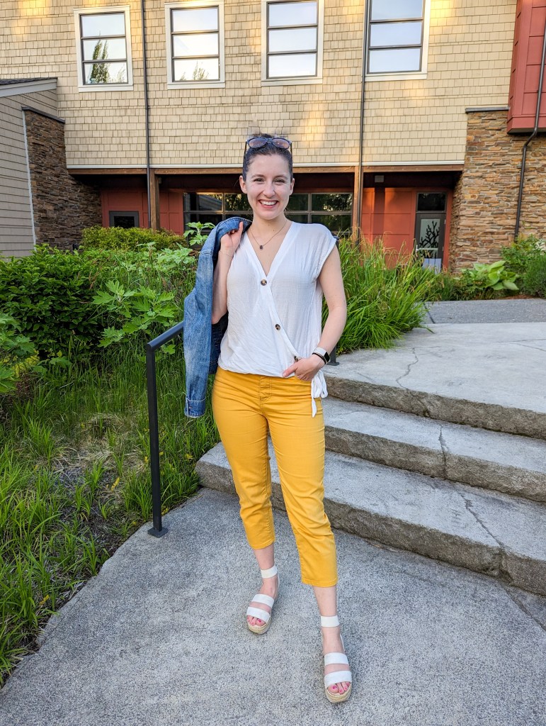 white-blouse-mustard-pants-denim-jacket-cedarbrook-lodge-seattle