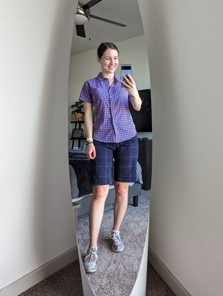 collared-shirt-navy-shorts-uin-shoes-rockies-game-club-ride