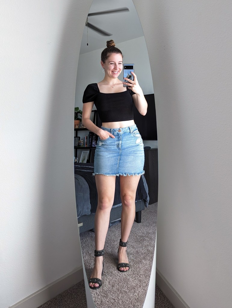 black-crop-top-puff-sleeve-denim-mini-skirt-american-eagle-black-frye-heels