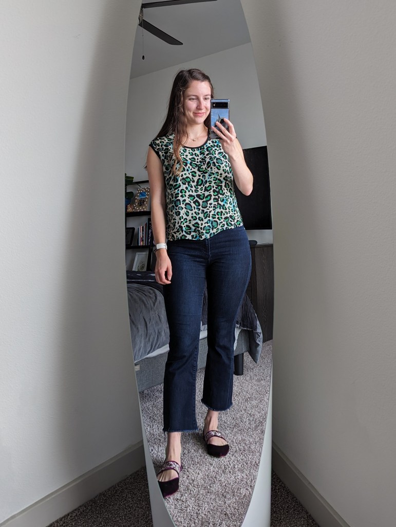 green-leopard-blouse-cabi-cropped-flared-jeans-express-velvet-flats