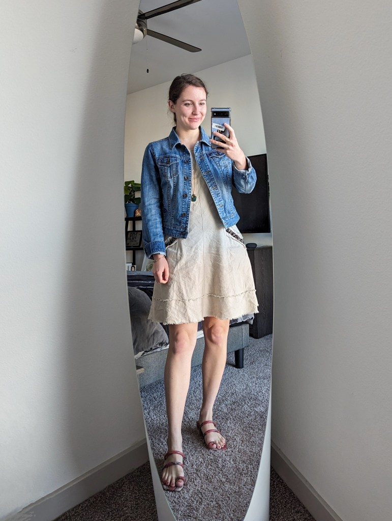 beige-linen-dress-denim-jacket-snakeskin-sandals