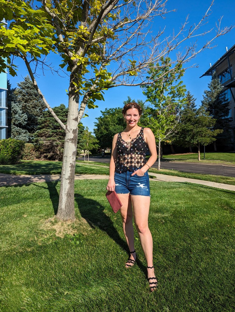 black-crochet-top-lacey-bralette-denim-shorts-summer-outfit