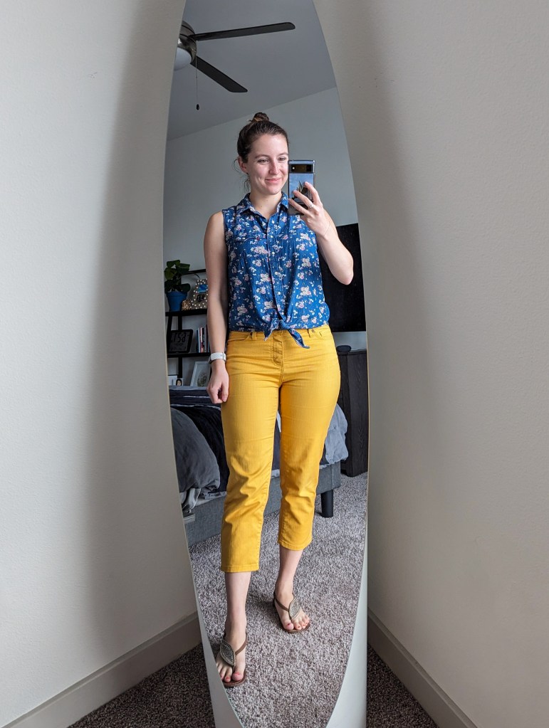 yellow-pants-collared-floral-shirt-sandals-casual-work-outfit