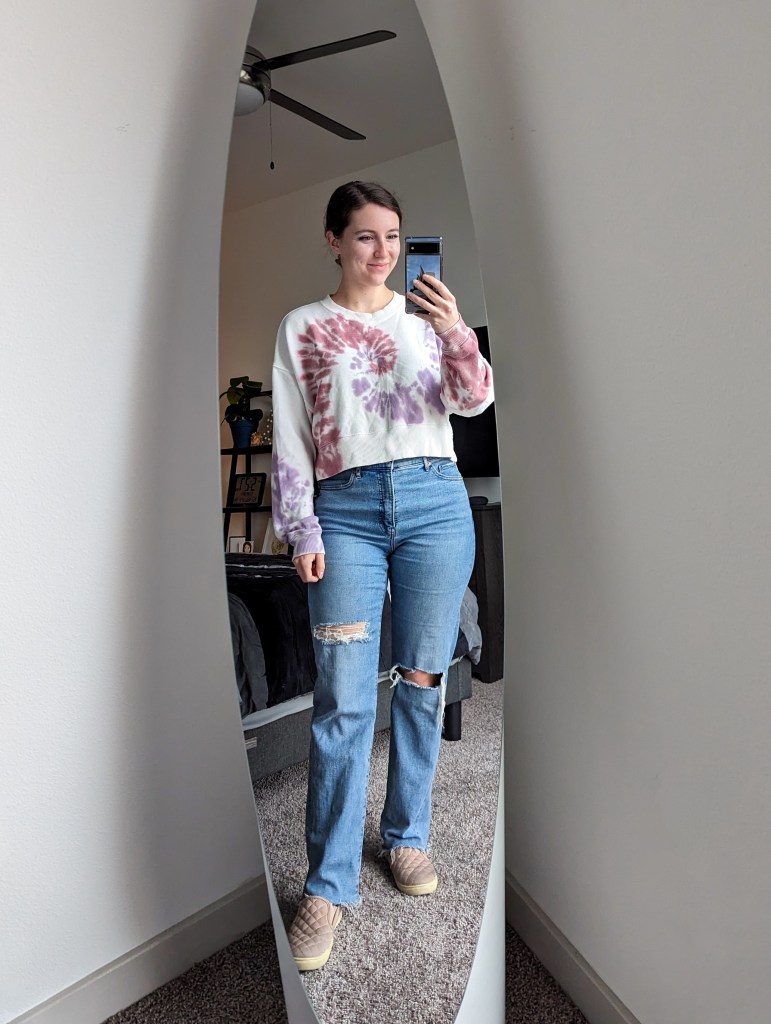 tie-dye-sweatshirt-straight-leg-ripped-jeans-blush-sneakers