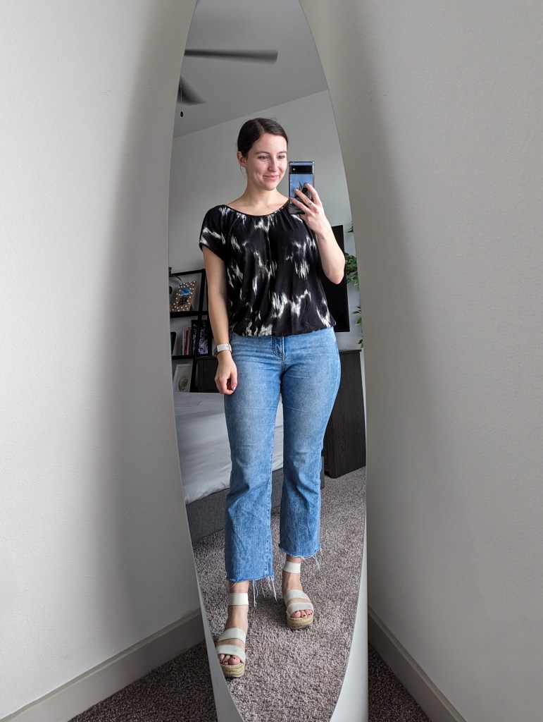 black-top-cropped-flared-jeans-express-nordstrom-rack-white-espadrilles