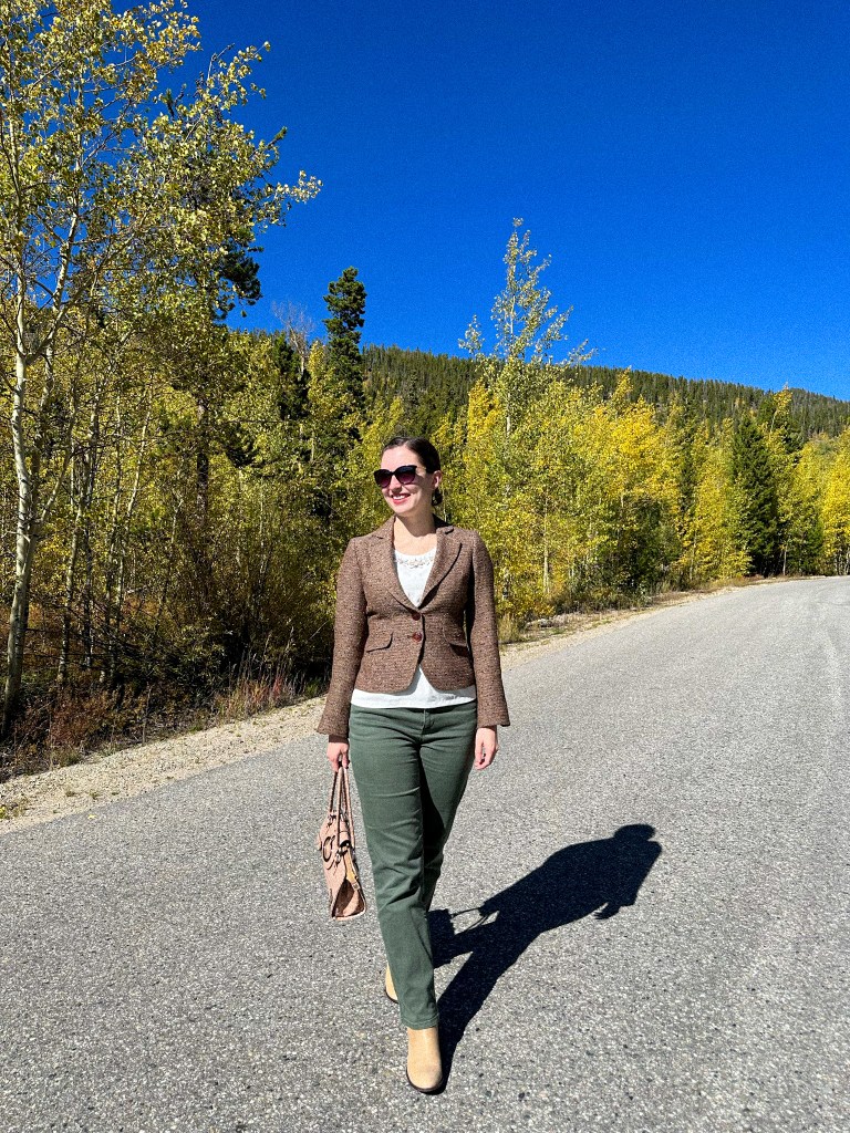 brown-blazer-thrifted-secondhand-style-olive-green-pants-taupe-booties
