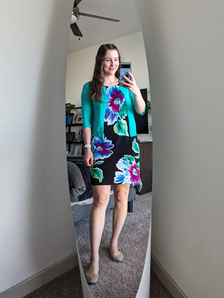 black-floral-dress-work-outfit-green-cardigan-beige-flats