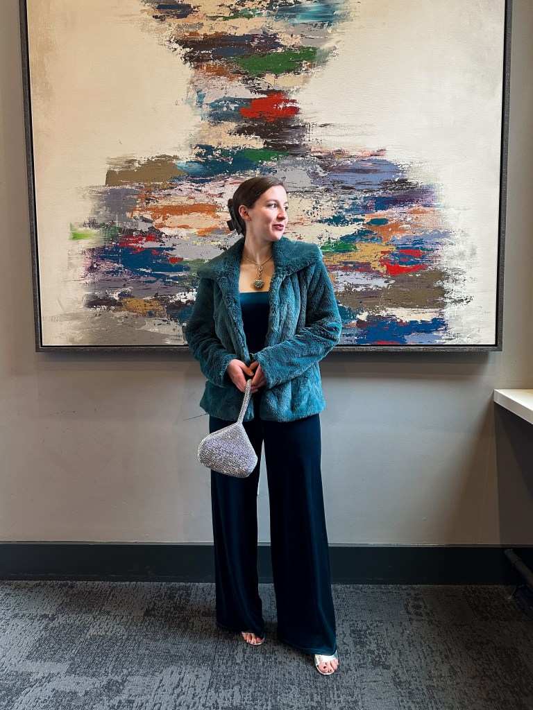 thrifted-fashion-going-out-outfit-teal-faux-fur-jacket-velvet-jumpsuit-silver-purse