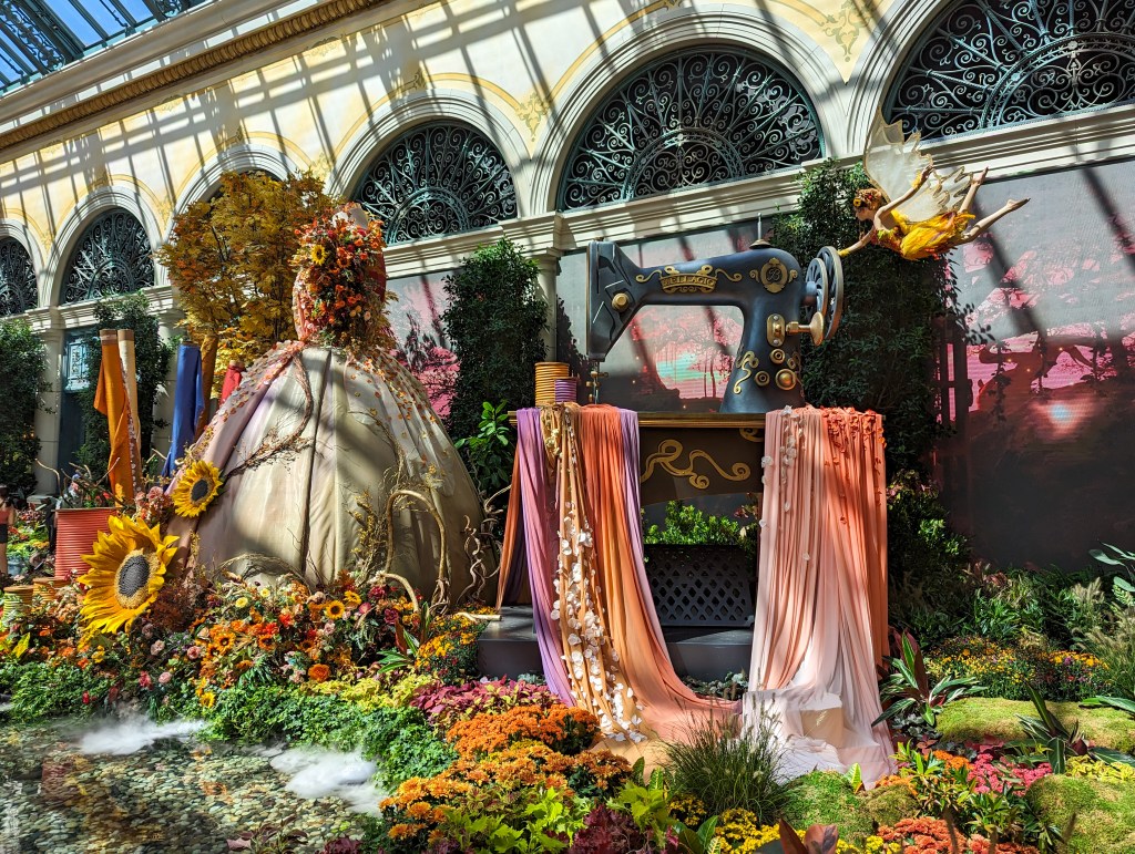 las-vegas-conservatory-bellagio-weekend-trip-sewing-fairy-theme-flowers