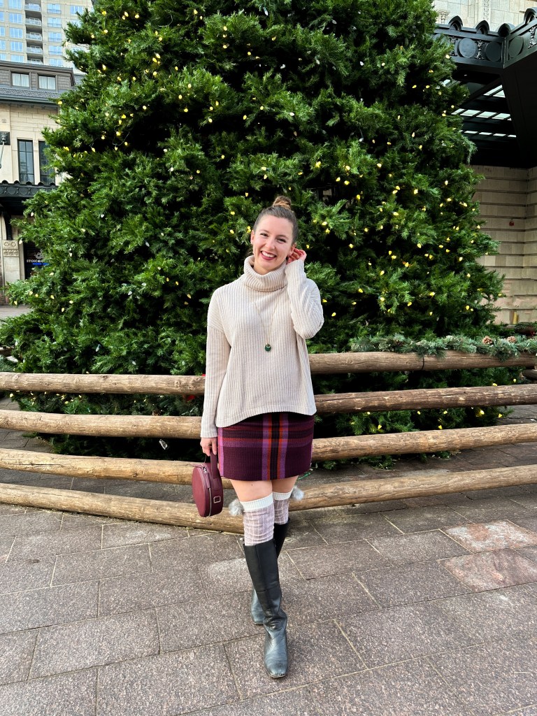 circle-purse-denver-fashion-blogger-winter-style-sweater-weather