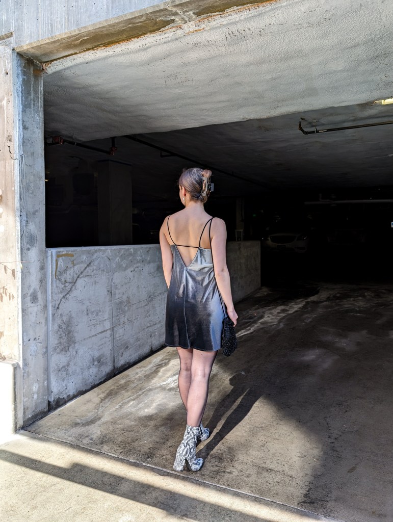 winter-date-night-silver-velour-dress-secondhand-style-thrifted