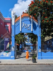 ponce-puerto-rico-tropical-vacation-orange-dress-spring-break