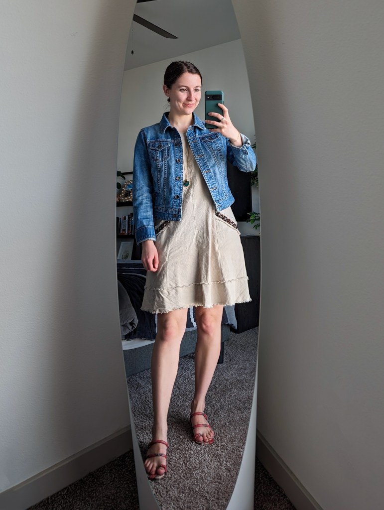 beige-linen-dress-denim-jacket-red-snakeskin-sandals