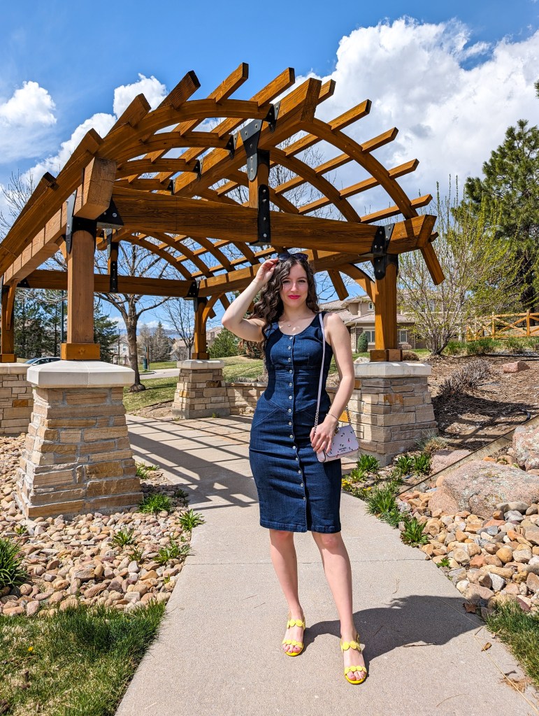 denim button down dress bodycon dark wash denim purple purse yellow sandals