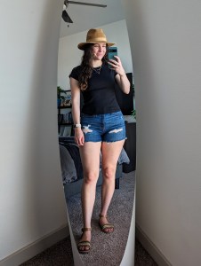 black t-shirt old navy denim shorts target brown sandals brown panama hat