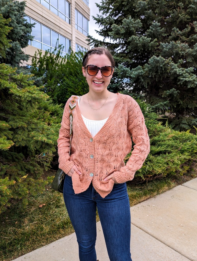 peachy cardigan pantone color of the year skinny jeans olive green purse loft sunglasses