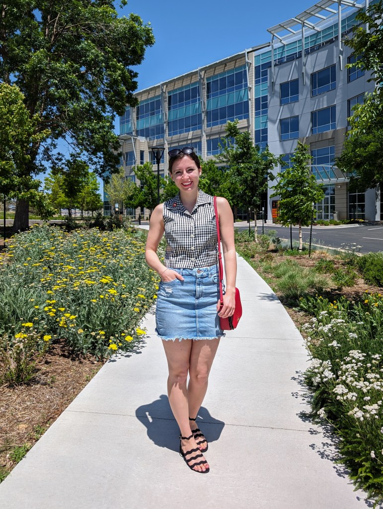 red trend denim skirt summer outfit black sandals gingham
