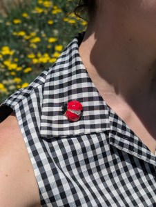 ladybug brooch pin queenmee accessories gingham button down collar accessories