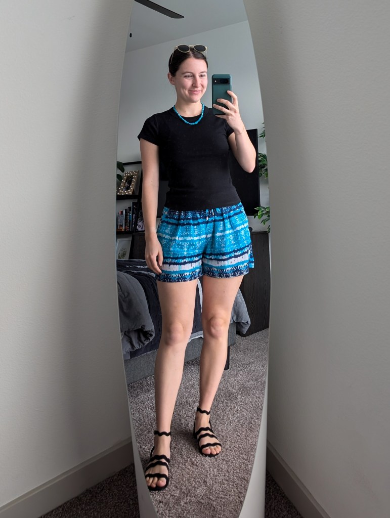 black ribbed tee old navy jcpenney turquoise shorts black sandals macy's summer outfit