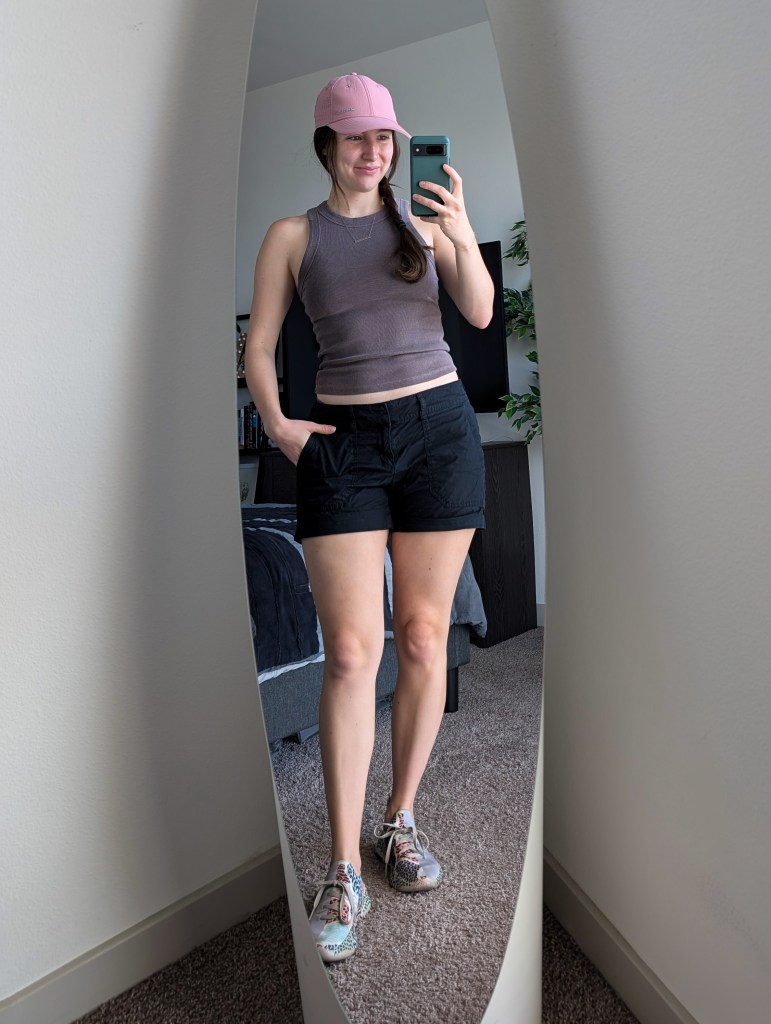 ribbed tank top old navy black cargo shorts uin sneakers blush pink ball cap